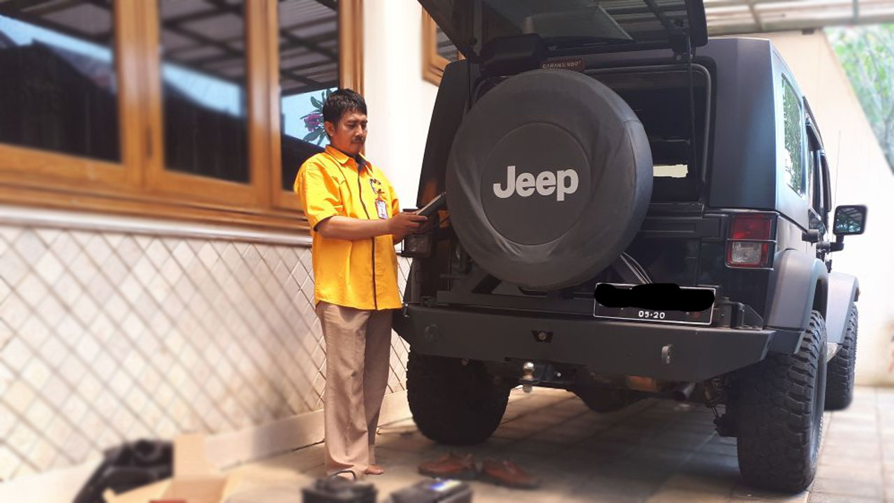 sutardi dan jeep